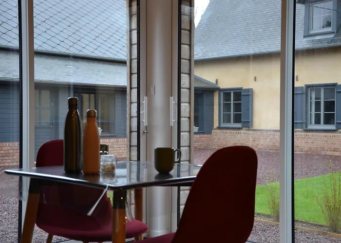 La Dependance D'en Face 3* Huppy